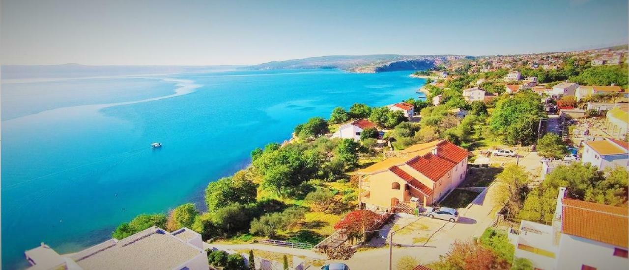 Apartmani Mala Sirena Maslenica Exterior photo